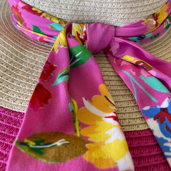 Kate Spade Pink/Beige Wide Brim Sun Hat with Floral Accents 👒☀️ One Size - Picture 7 of 12